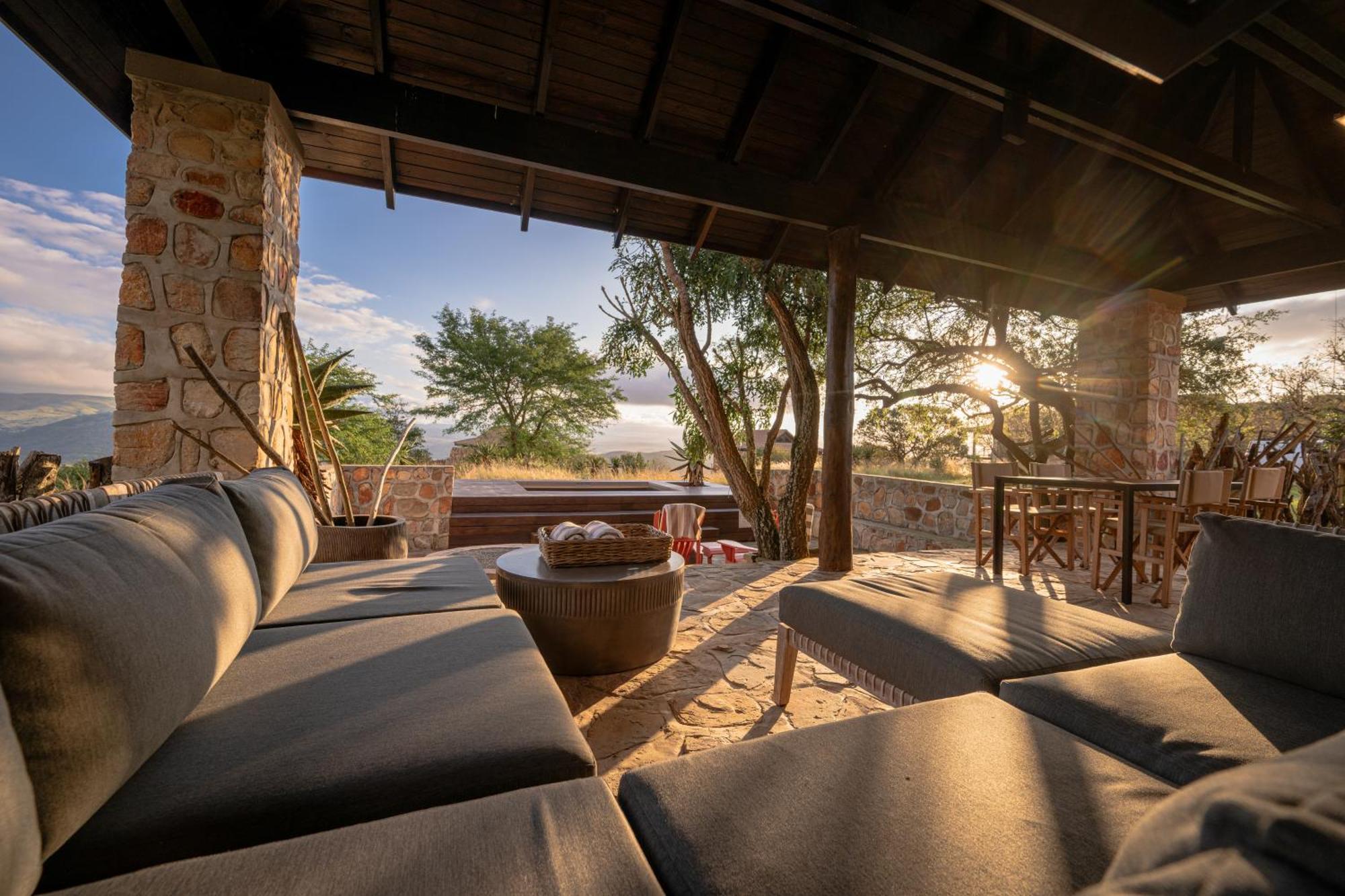Zulu Rock Lodge - Babanango Game Reserve Ulundi Exterior foto